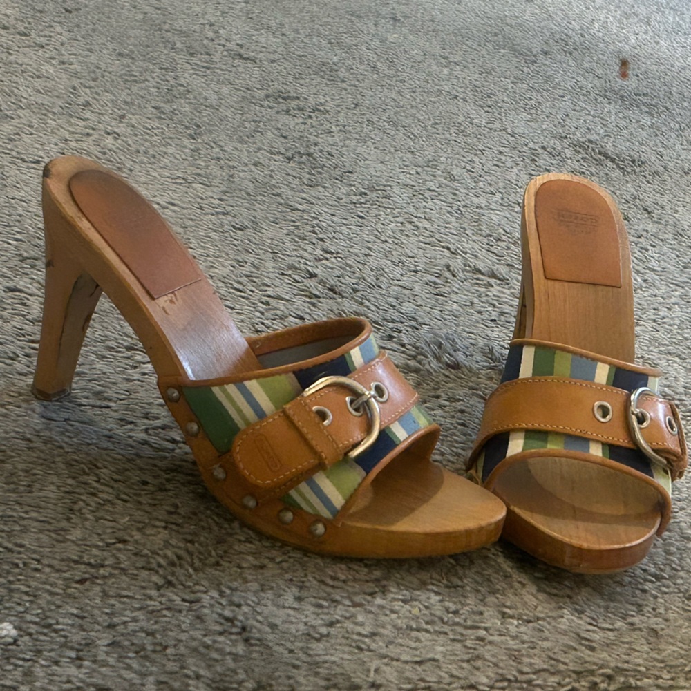 Coach Tan and Multicolor Striped Heels